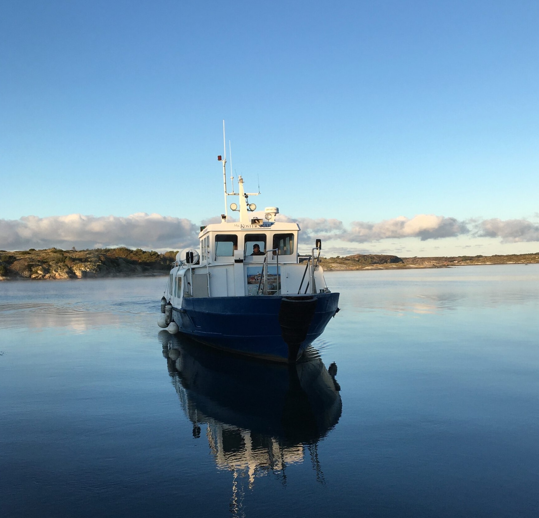 Kosterskär at TanumStrand Harbour, Udden, on a boat tour with Selin Charter